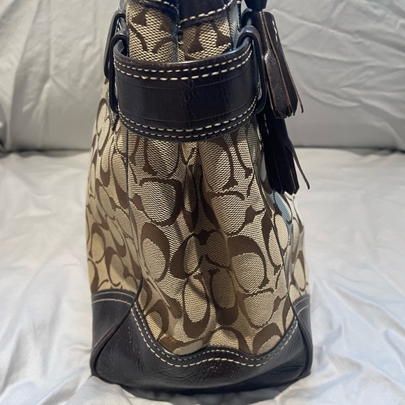 Coach Brown and Tan Signature Tote - Picture 5 of 13